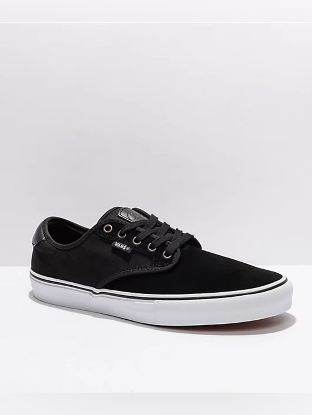 NEW Vans mens 10 black Chima Ferguson suede low top sneaker shoes NWT